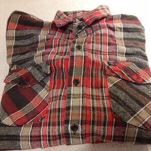 Codet (XL) Men's Red & Grey Plaid Long Sleeve Shirt w/2 Front Pockets.